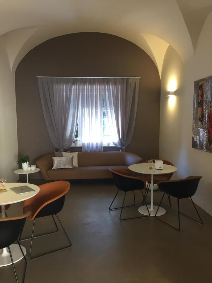 Albergo Franzone 토보산지아코모 외부 사진