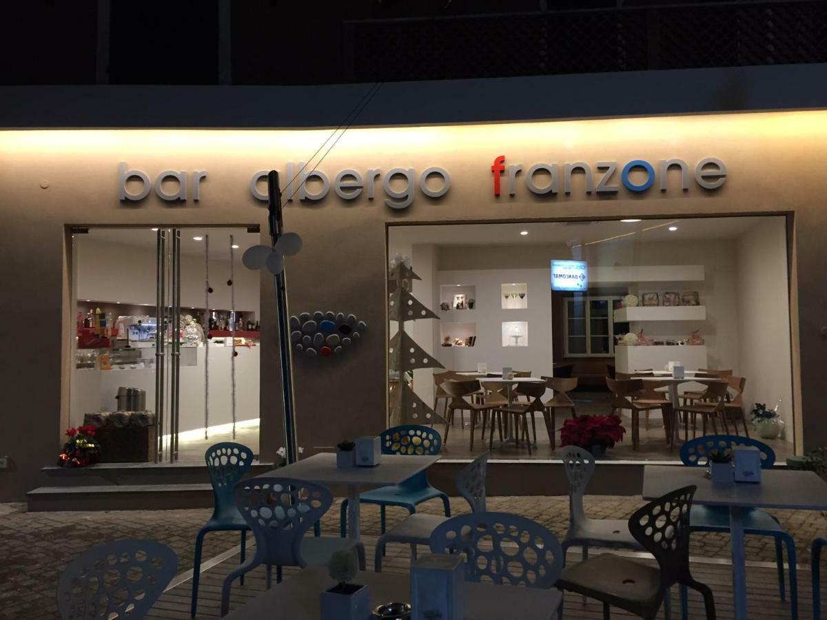 Albergo Franzone 토보산지아코모 외부 사진