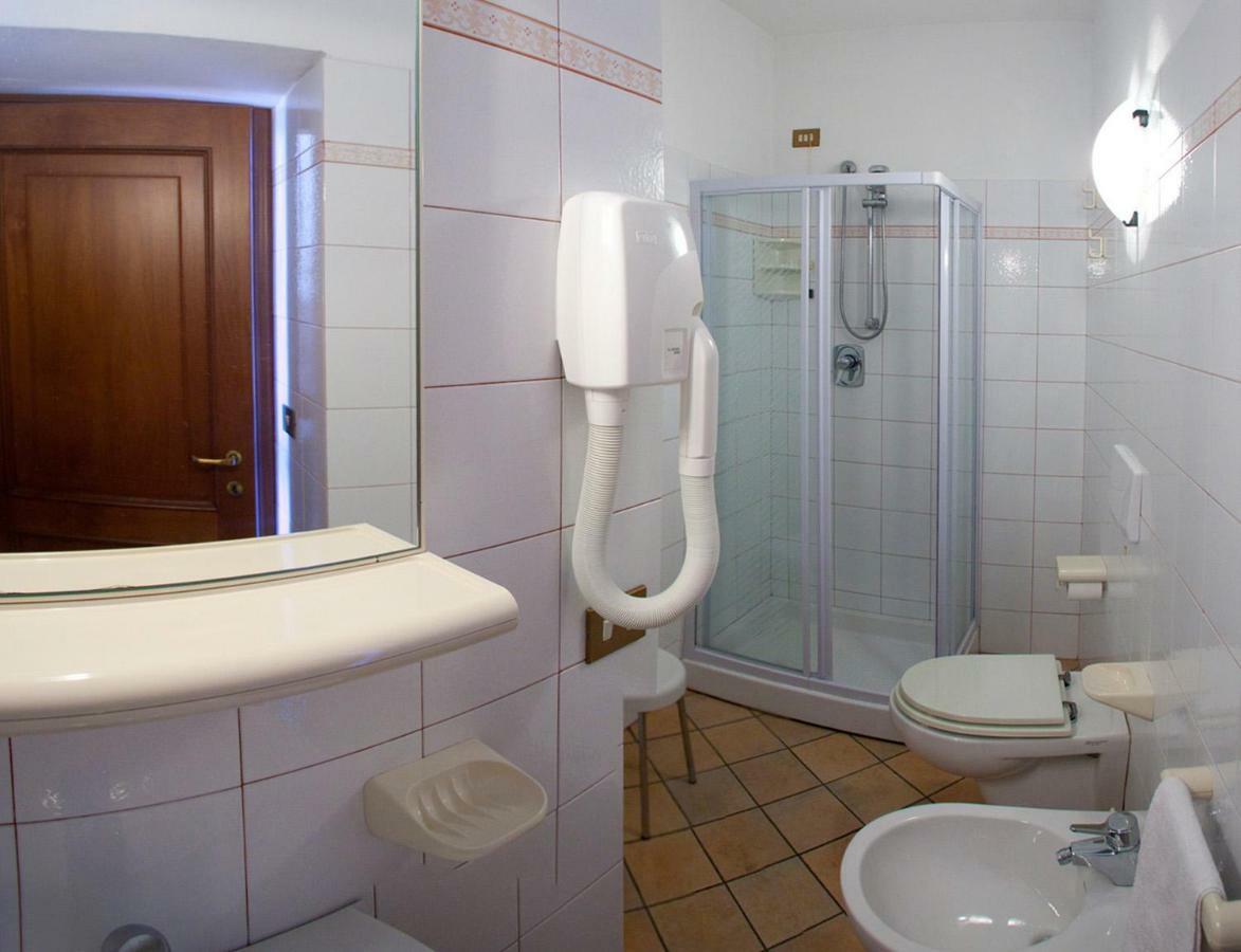 Albergo Franzone 토보산지아코모 외부 사진